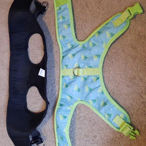 the dog walker company Dog 2 Dog Harnesses Poshmark